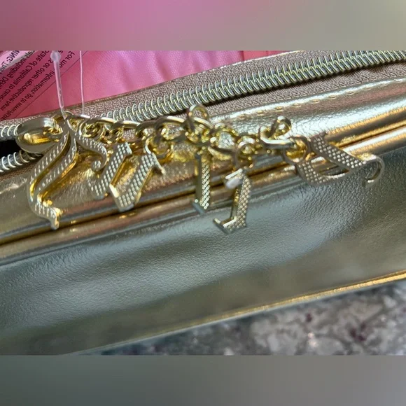 Juicy Couture Gold Women's Makeup Bag - Picture 2 of 15